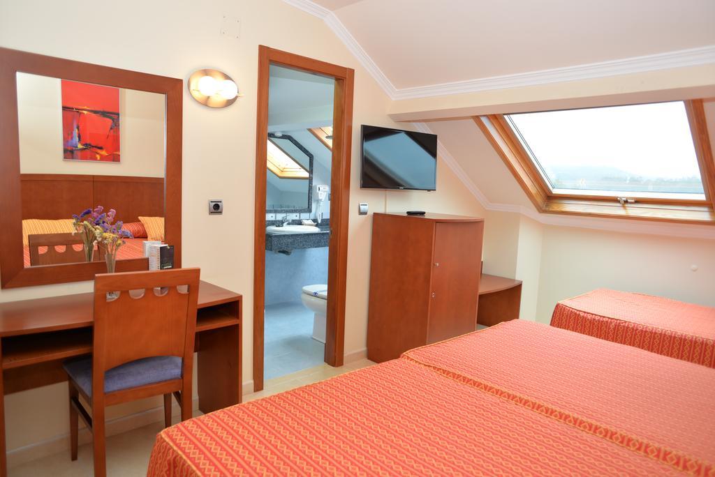 Hotel Portonovo Exterior photo