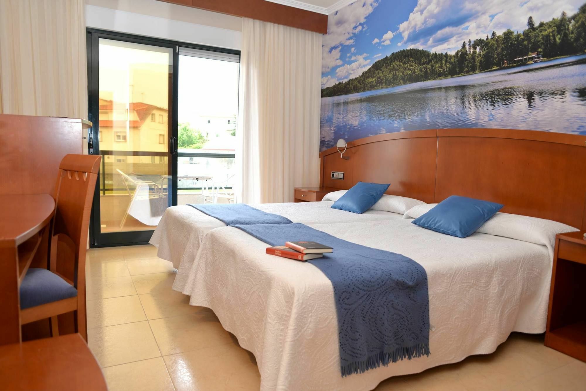 Hotel Portonovo Exterior photo